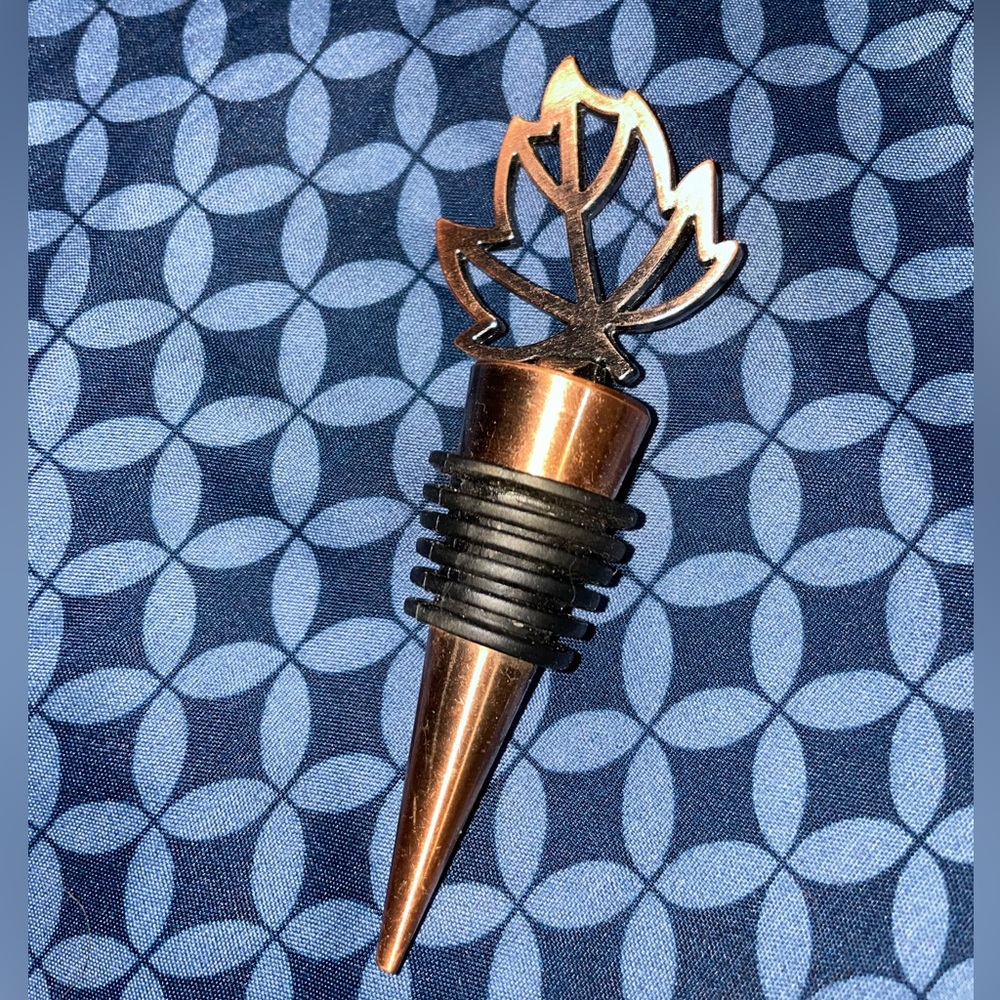 Steel wine stopper